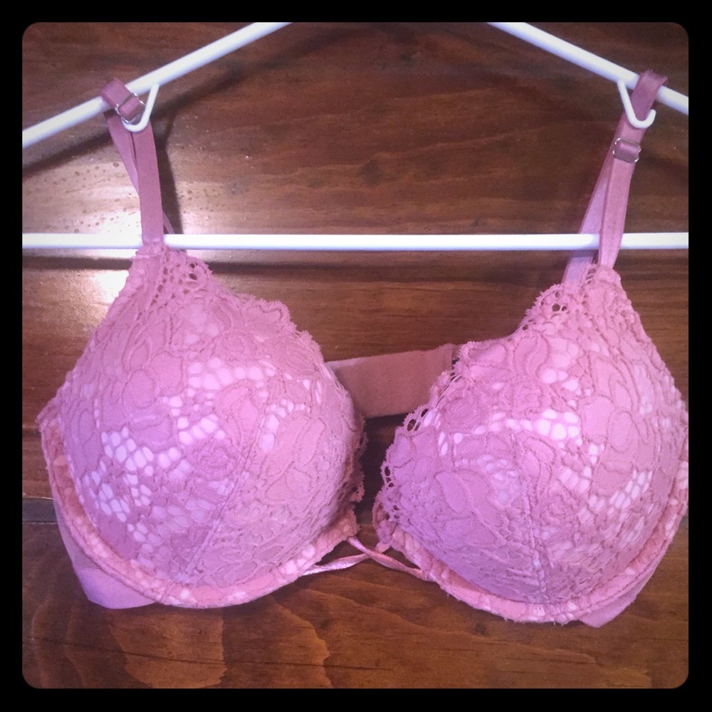 New Victoria’s Secret Bombshell Bra